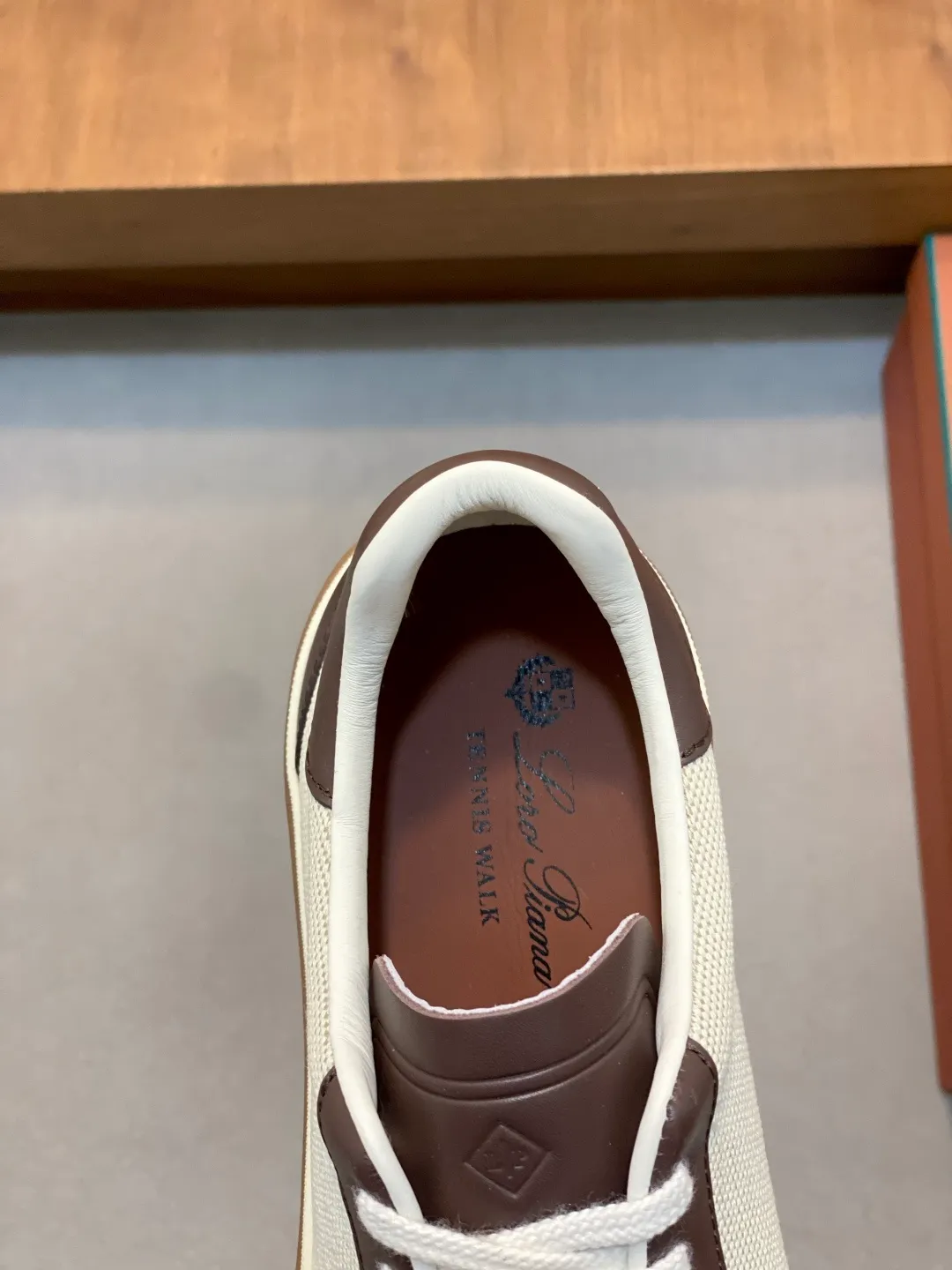 💰760 Loro Piana - Classic casual shoes, men's lace-up casual shoes and sneakers, high-quality lightweight and comfortable fabrics, suitable for outdoor leisure, the color scheme is young and energetic, and it looks great with sportswear or casual suits! Code number: 39-44 (38, 45, 46, can be customized)